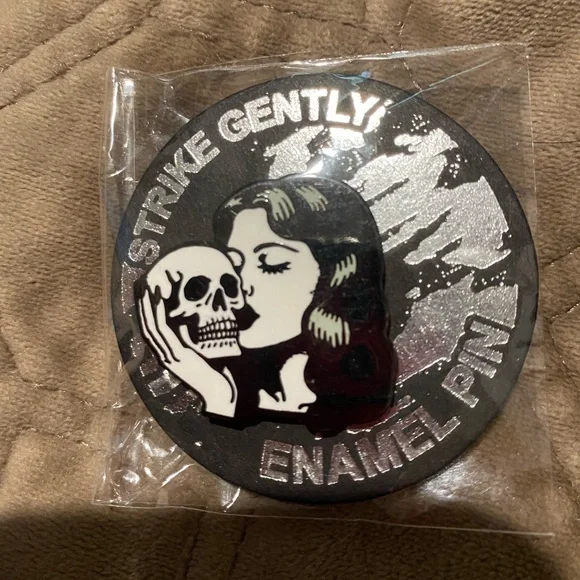 Enamel Pin - Black and White - Picture 1 of 1